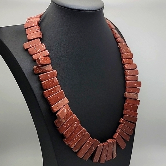 Unique Design Flat Chocolate Jasper 785 Cts Beaded Natural Gemstone Necklace - Picture 2 of 9